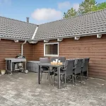 Vakantiehuis Four-bedroom In Rømø Kirkeby