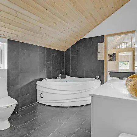 Σπίτι διακοπών Four-bedroom In Romo Romo