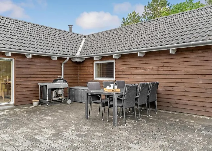 Casa de Férias Four-bedroom In Rømø Kirkeby