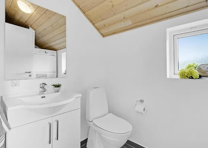 بيت للعطل Four-bedroom In *